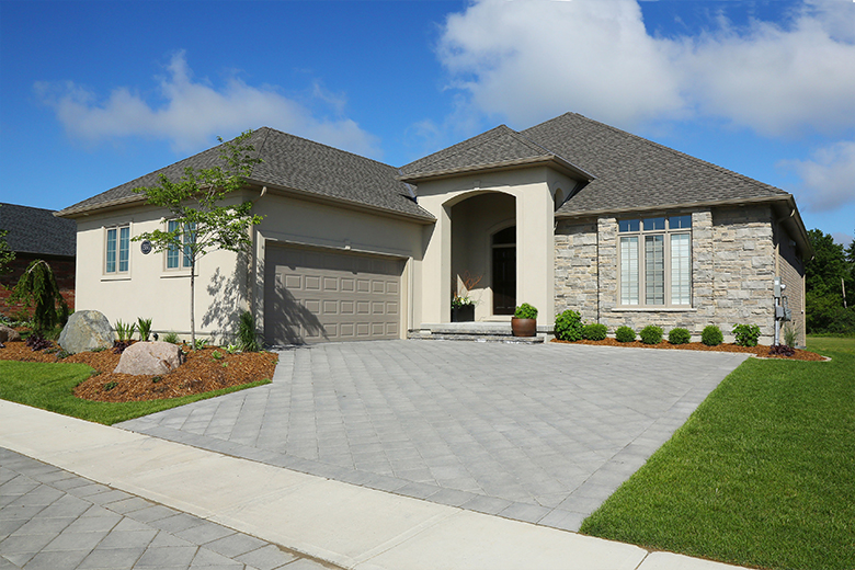 Landscaping for Optimum Curb Appeal - Feature